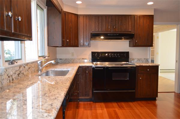 31 Riddle Hill Road Falmouth, MA 02540 - Photo 3 of 10 Gallery Image 3