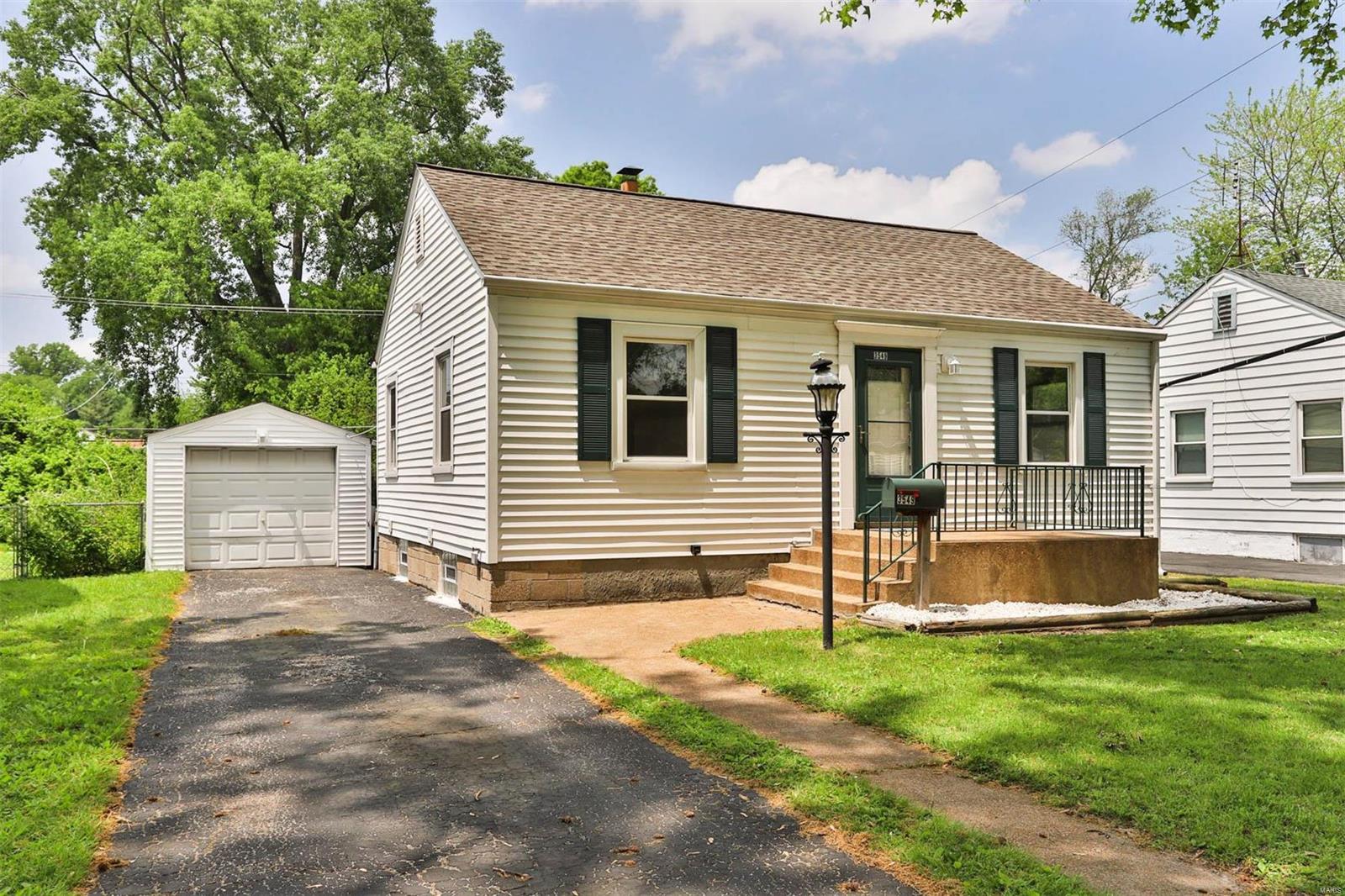 3549 St Gregory Lane, St. Ann, MO 63074 Compass