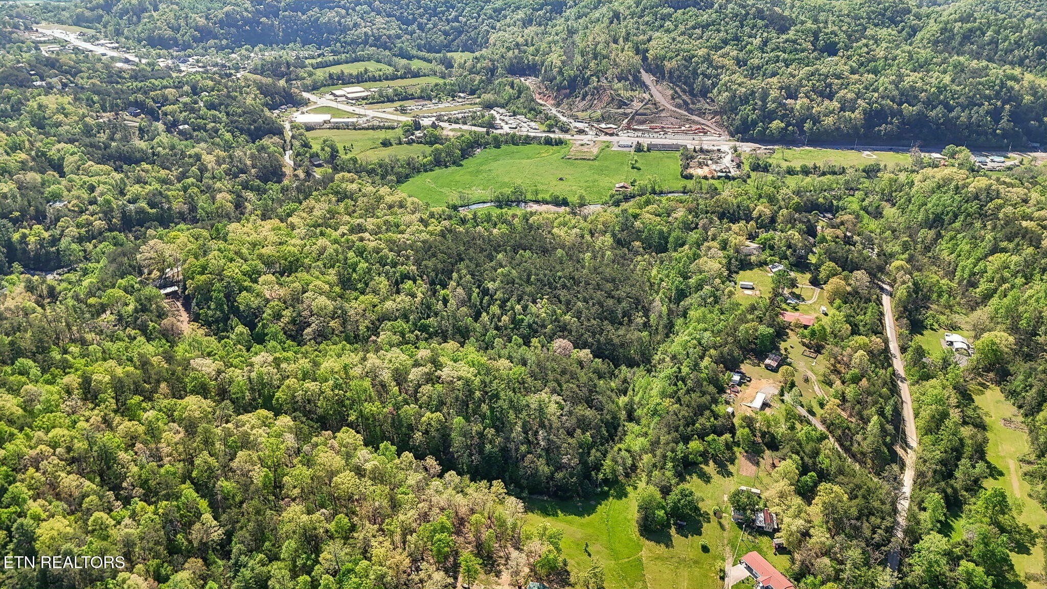 1351 Mortar Road Sevierville, TN 37876 - Photo 23 of 28