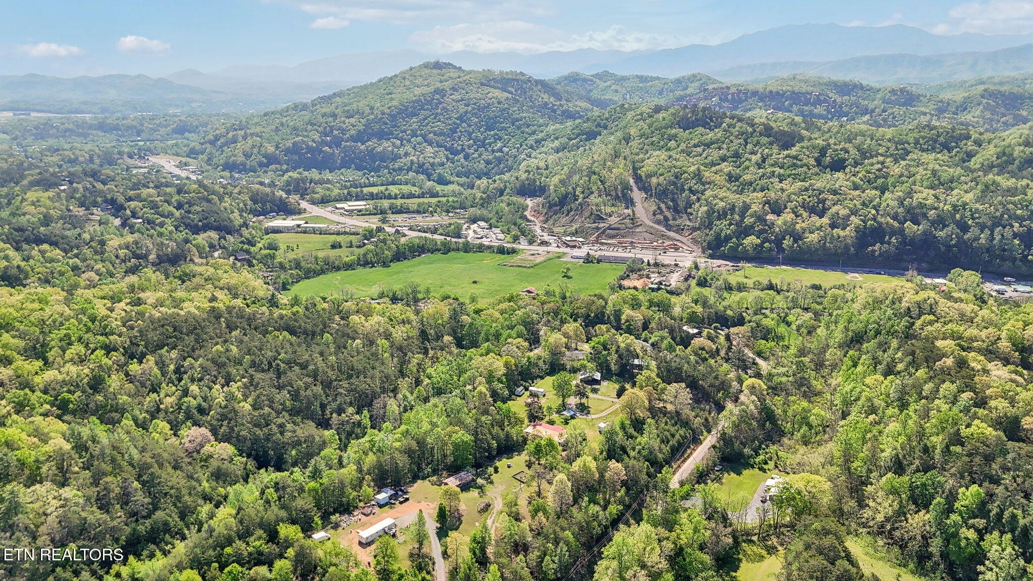 1351 Mortar Road Sevierville, TN 37876 - Photo 26 of 28