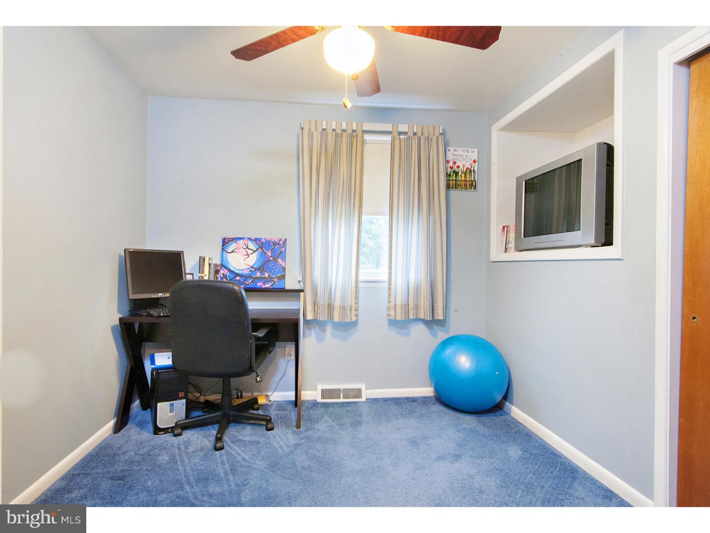 1100 Winding Road Lansdale, PA 19446 - Photo 23 of 25 Bedroom 3