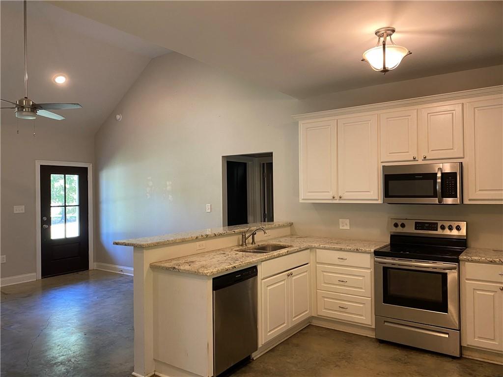 1090 Flagon Road Pineville, LA 71360 - Photo 4 of 26 Gallery Image 4