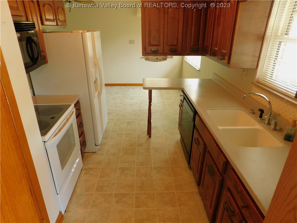 10 Jarrett Street Elkview, WV 25071 - Photo 12 of 33 Gallery Image 12