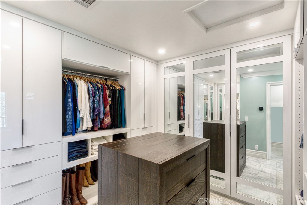 38250 Pratt Road Temecula, CA 92592 - Photo 24 of 51 Custom Boutique Inspired Walk In Closet