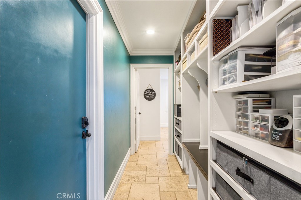 38250 Pratt Road Temecula, CA 92592 - Photo 35 of 51 Multifunctional Drop Zone and Household Hub