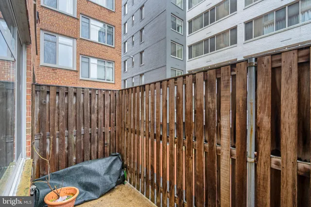 $229,000 | 940 25th Street Northwest, Unit 104S, Washington, DC 20037