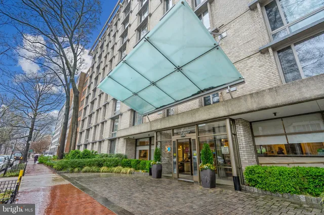 $229,000 | 940 25th Street Northwest, Unit 104S, Washington, DC 20037