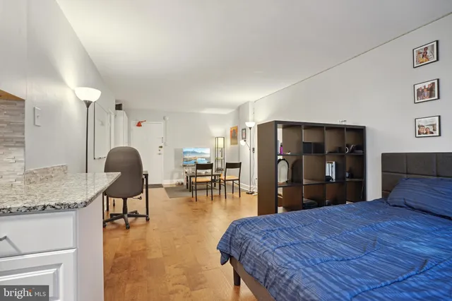 $229,000 | 940 25th Street Northwest, Unit 104S, Washington, DC 20037