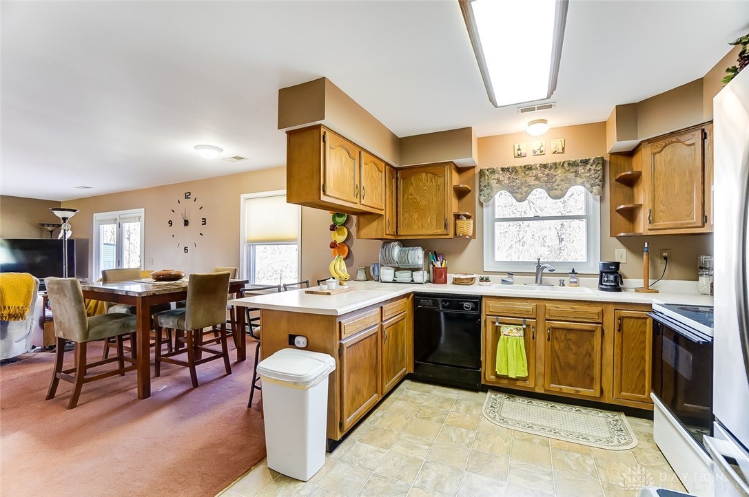 3550 East Pitchin Road Springfield, OH 45502 - Photo 22 of 73