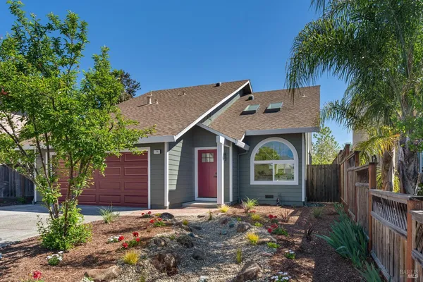 $815,000 | 1741 Randon Way, Santa Rosa, CA 95403