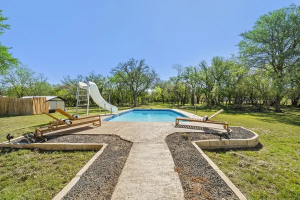 $975,000 | 28 Country Oaks Drive, Buda, TX 78610