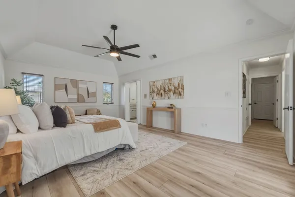 $975,000 | 28 Country Oaks Drive, Buda, TX 78610