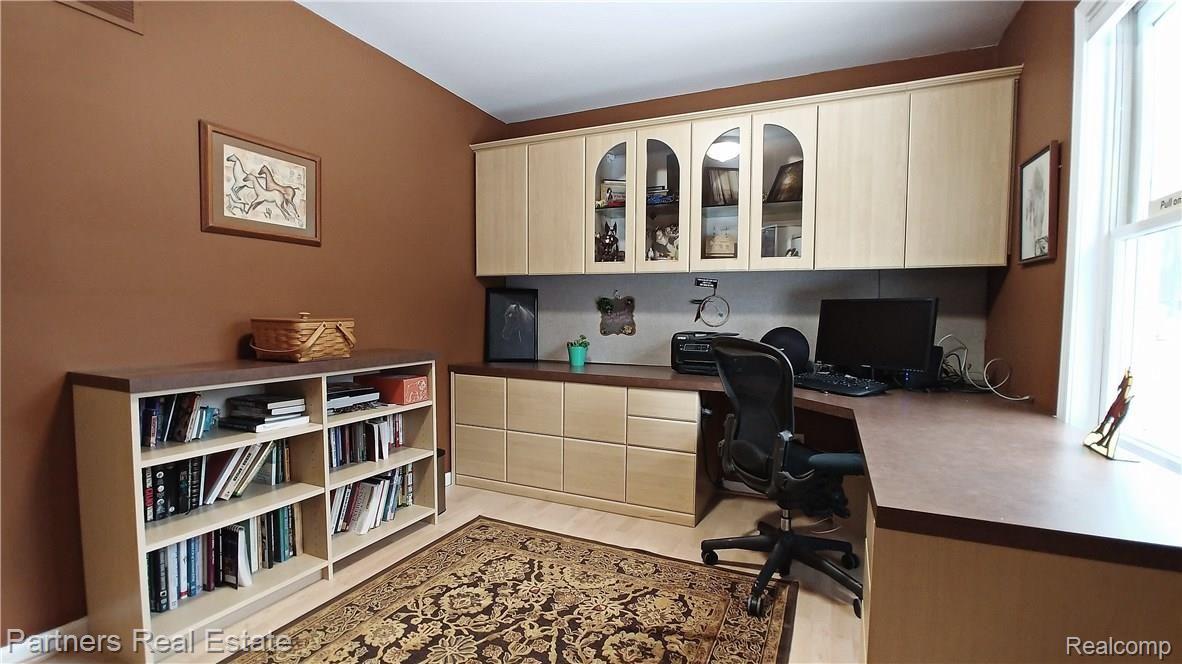 5371 Dutton Road Gregory, MI 48137 - Photo 18 of 72 Beautiful built-in desk and storage.