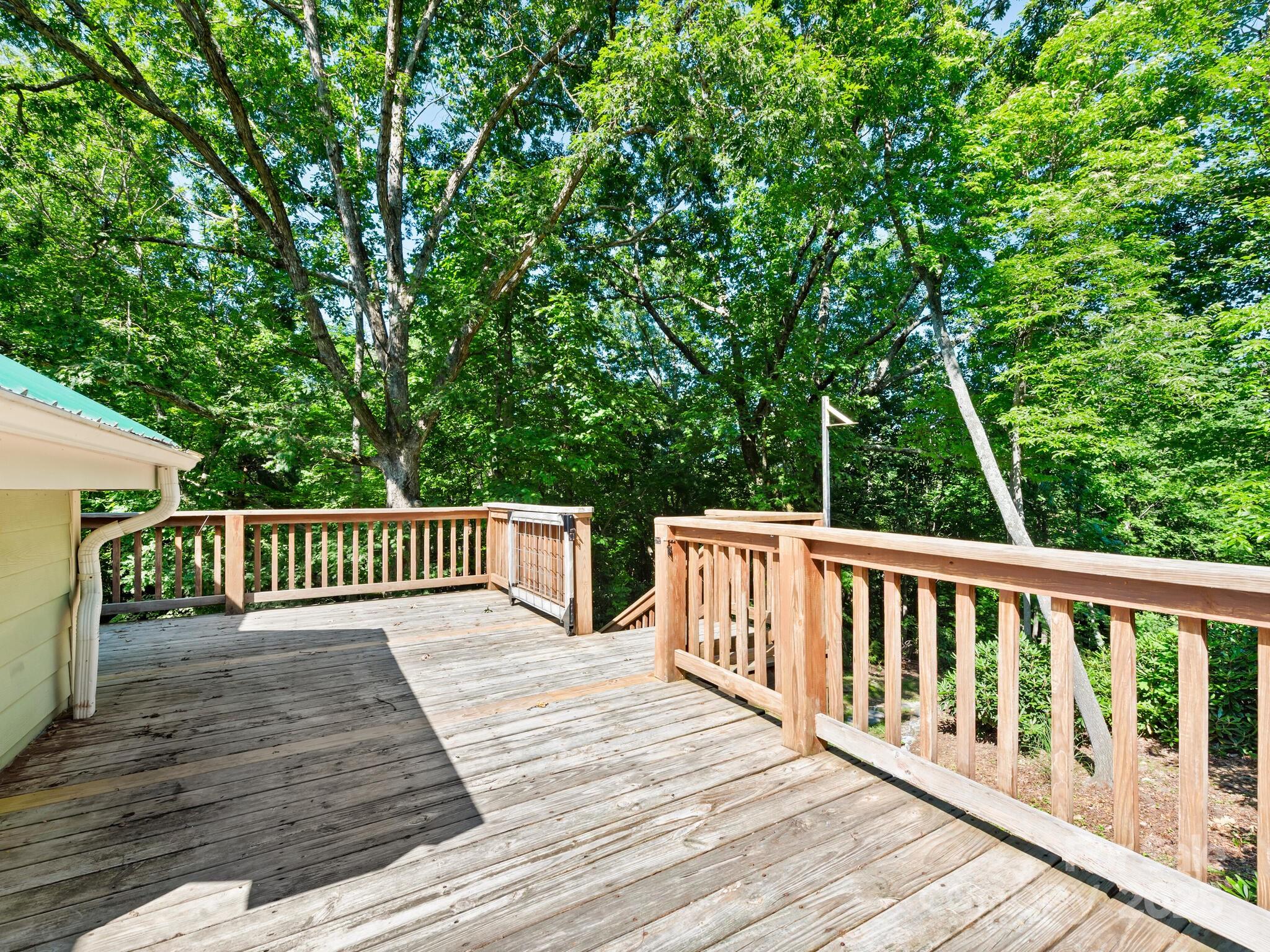 157 Shadow Run Road Hendersonville, NC 28792 - Photo 24 of 47 Gallery Image 24