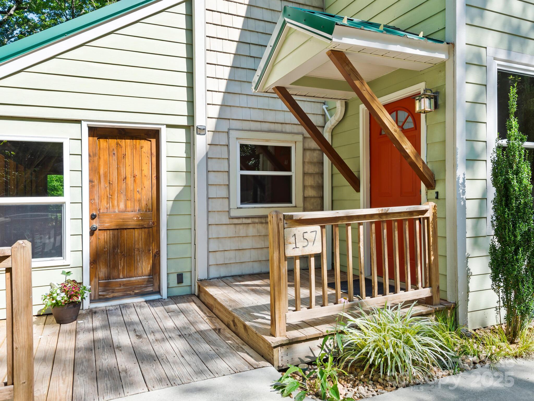 157 Shadow Run Road Hendersonville, NC 28792 - Photo 26 of 47 Gallery Image 26