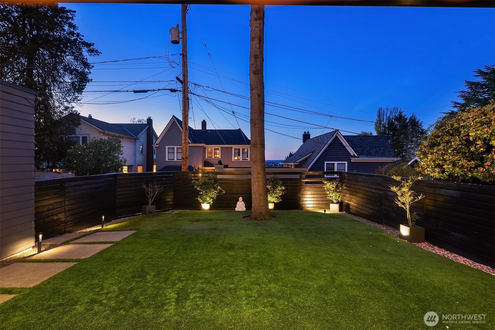 426 Wheeler Street Seattle, WA 98109 - Photo 30 of 32