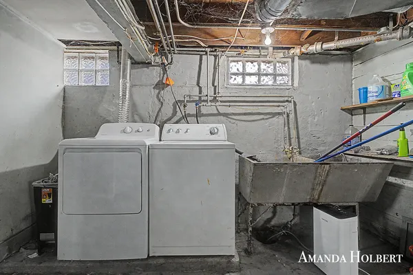 $299,900 | 833 Van Buren Avenue Northwest, Grand Rapids, MI 49504