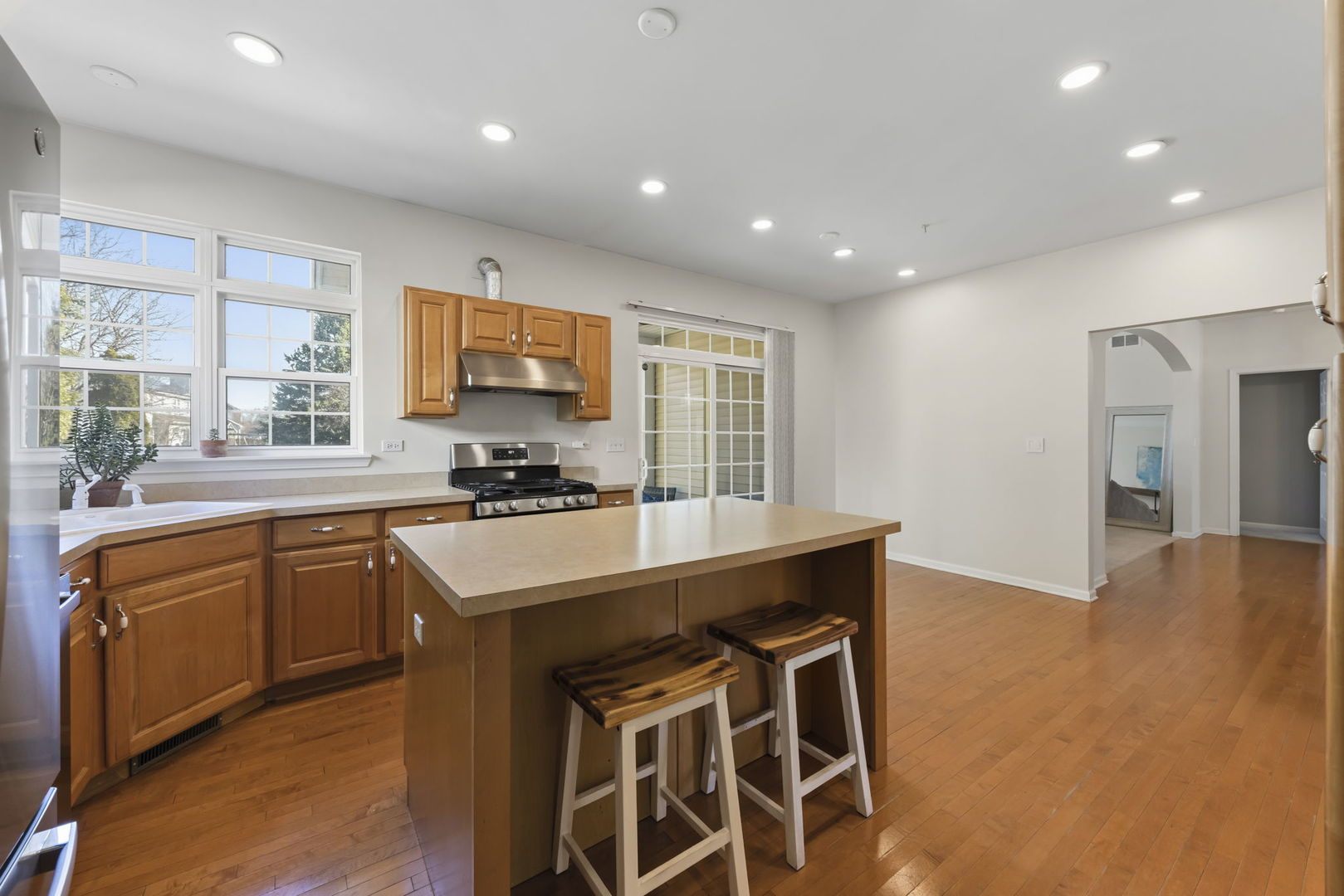 2132 Colonial Street Aurora, IL 60503 - Photo 11 of 35