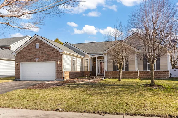 $439,000 | 2132 Colonial Street, Aurora, IL 60503