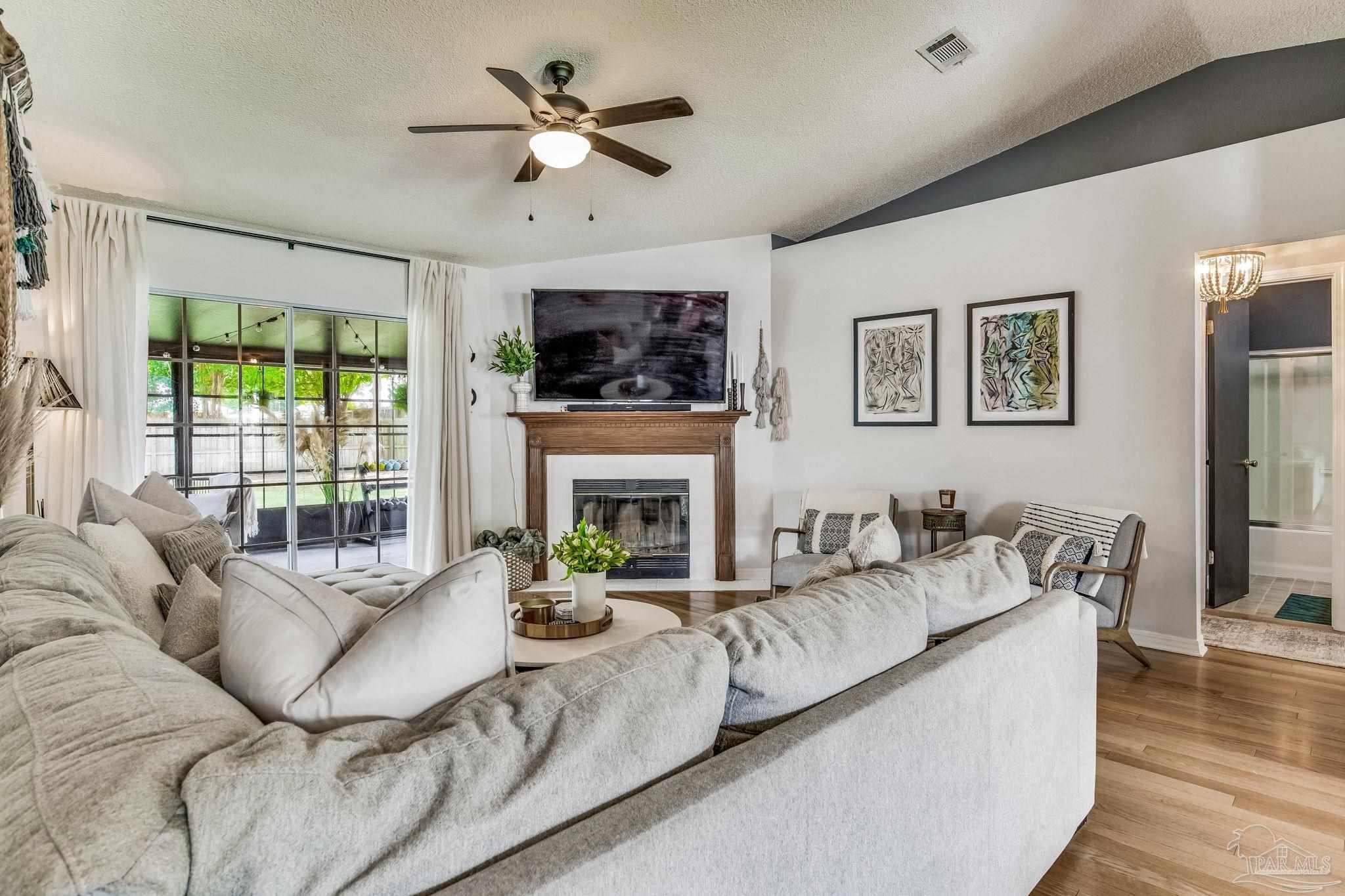 855 Valley Ridge Drive Pensacola, FL 32514 - Photo 6 of 46 Gallery Image 6