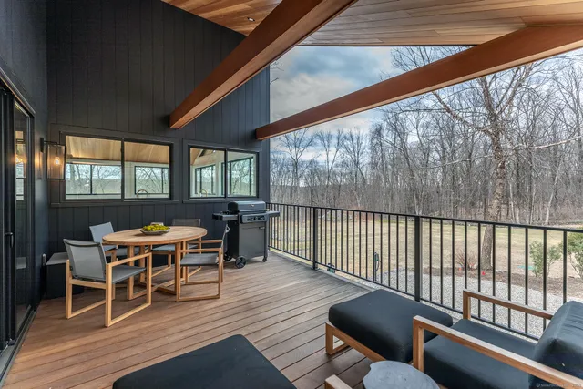 a outdoor view with a sitting space