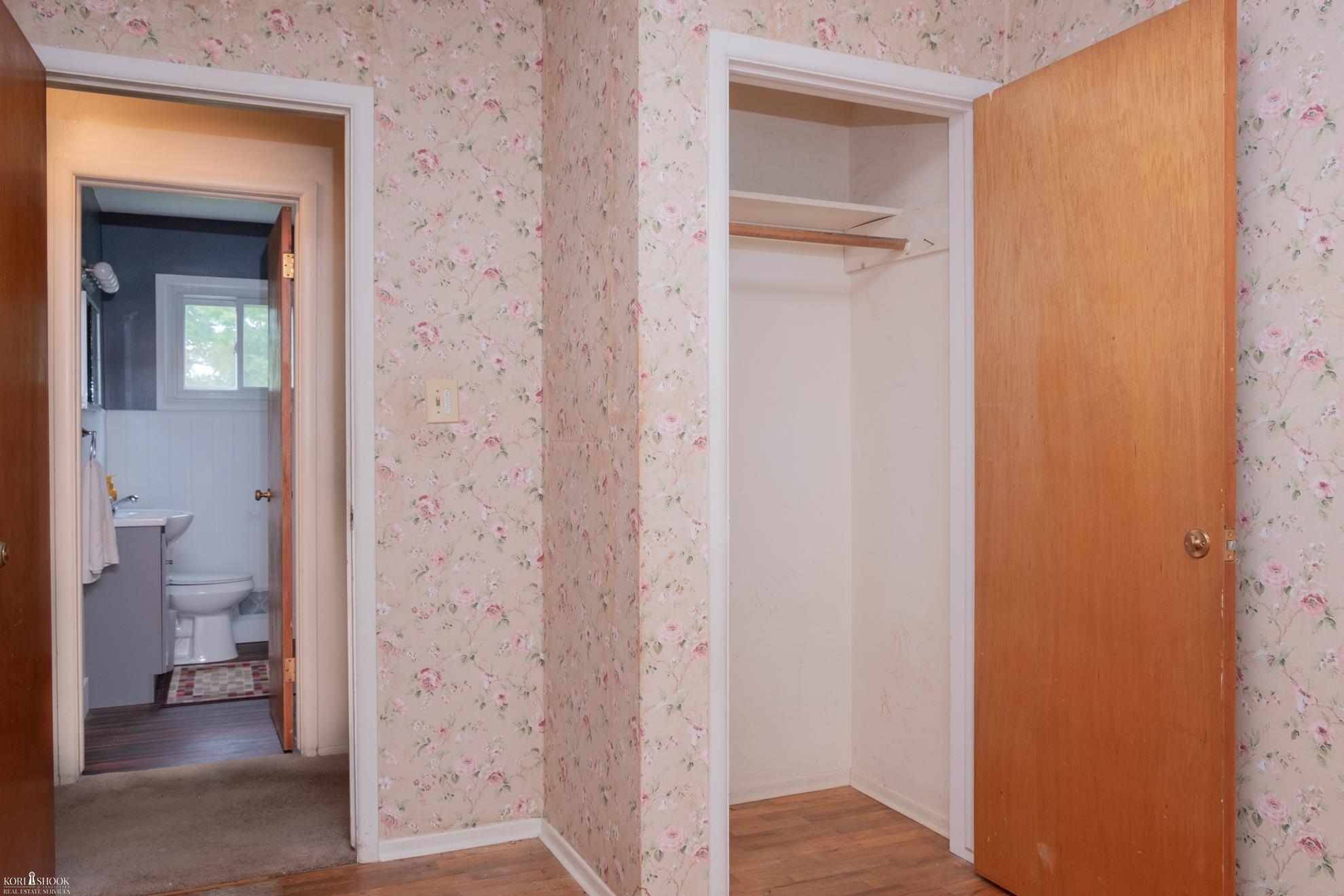 2393 Morrish Road Swartz Creek, MI 48473 - Photo 15 of 32 50148473-a90b9593-baef-4ffe-abf3-b444c5776d17.JPG
