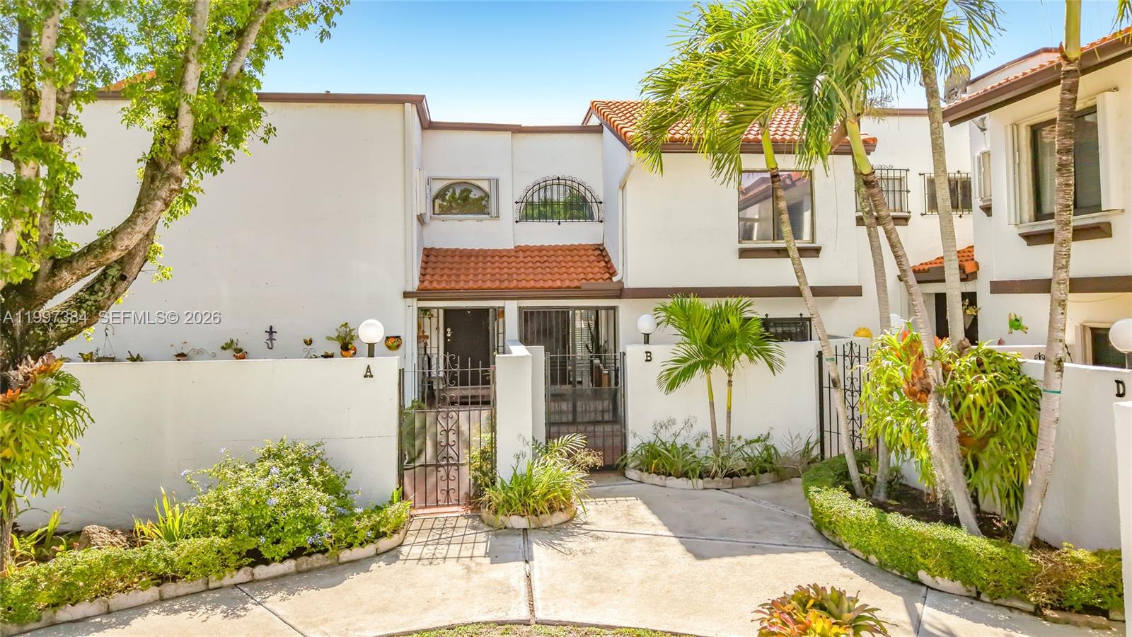 1291 Southwest 124th Court, Unit 19B Miami, FL 33184 - Photo 2 of 33
