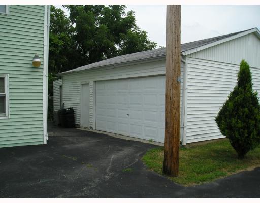 1817 Lexington Avenue Springfield, OH 45505 - Photo 2 of 3