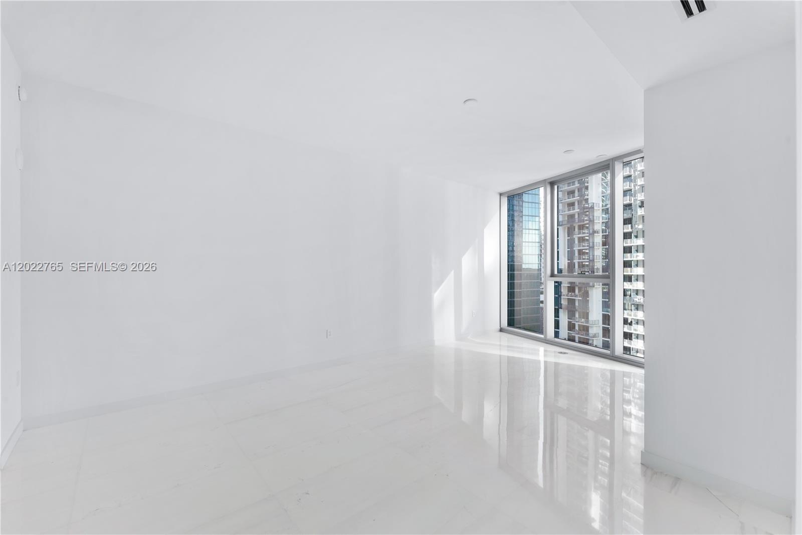 300 Biscayne Blvd Way, Unit 1802 Miami, FL 33131 - Photo 15 of 50