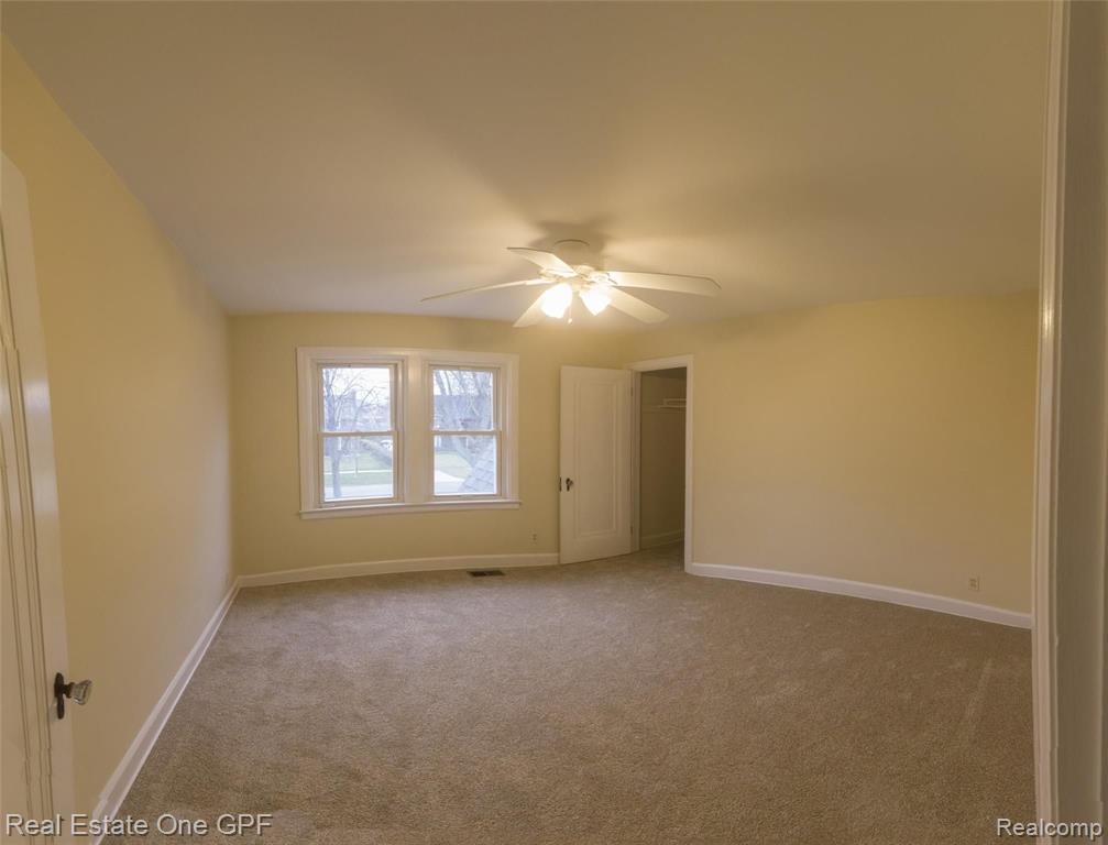 1210 Yorkshire Road Grosse Pointe Park, MI 48230 - Photo 19 of 37