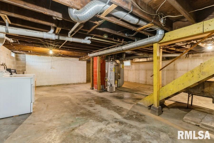 409 12th Avenue Silvis, IL 61282 - Photo 13 of 15