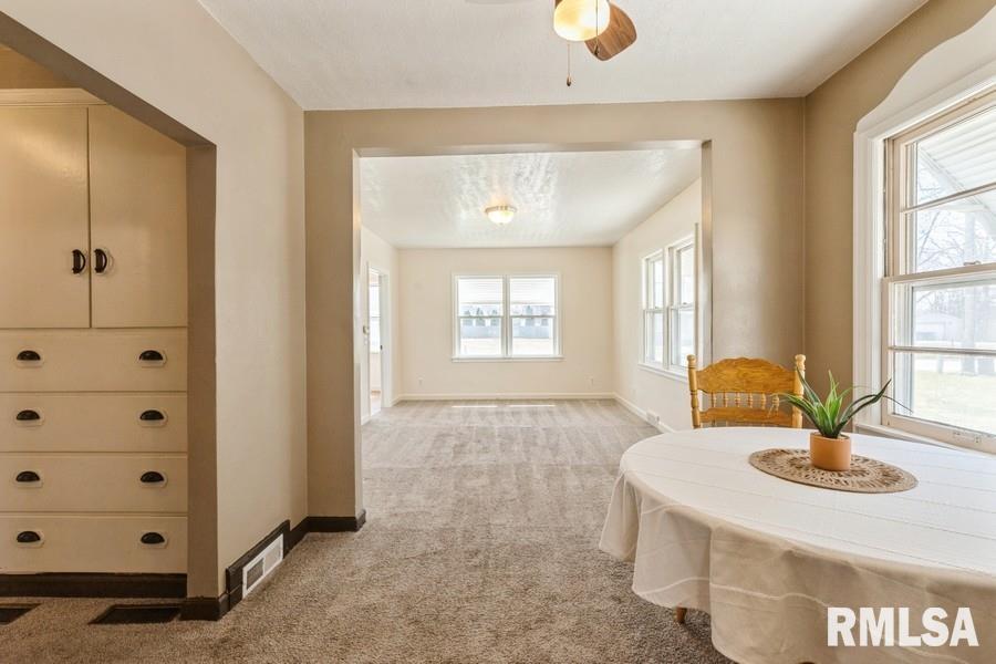 409 12th Avenue Silvis, IL 61282 - Photo 6 of 15