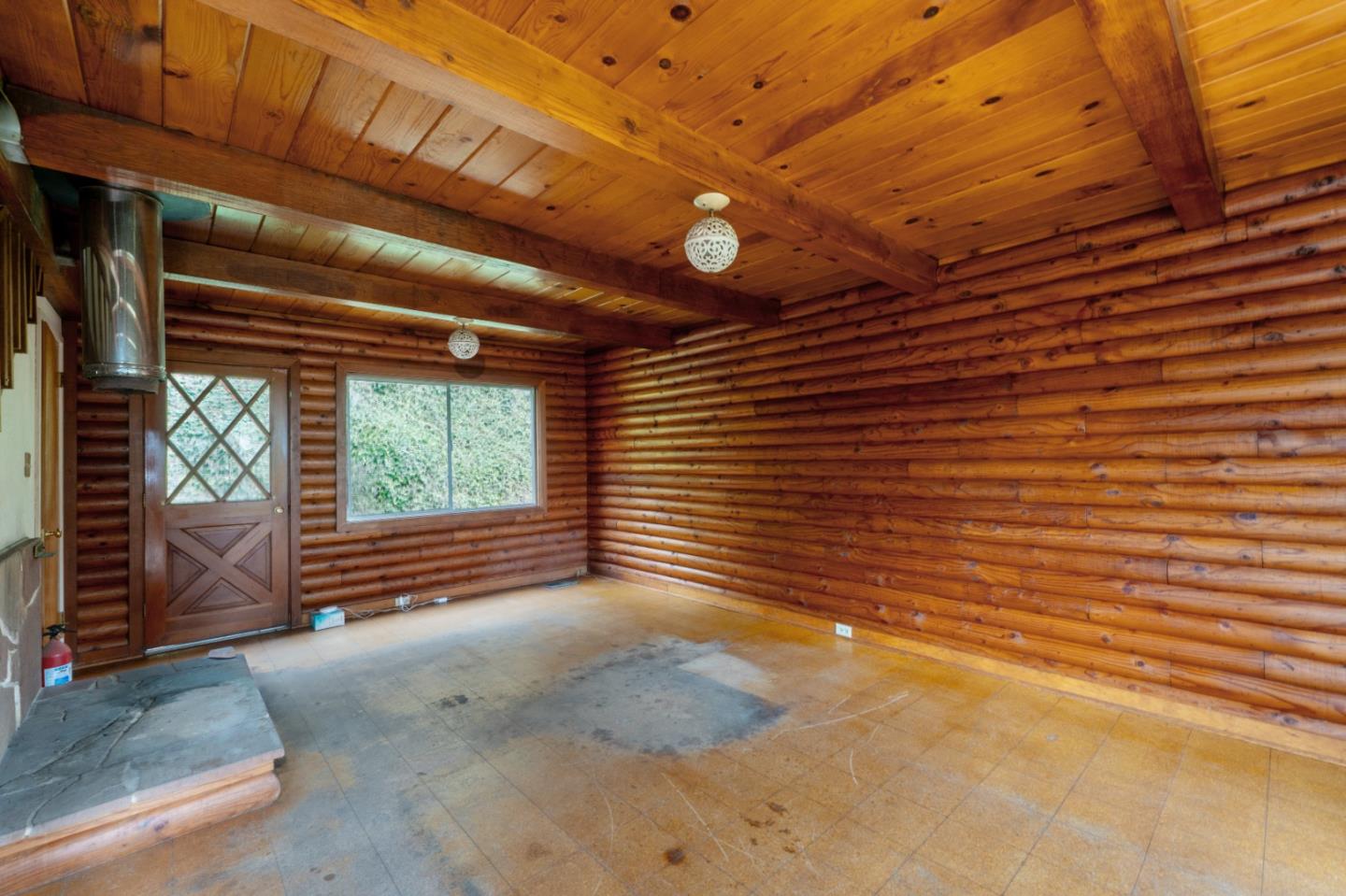 412 Hidden Valley Road Watsonville, CA 95076 - Photo 7 of 13 Gallery Image 7