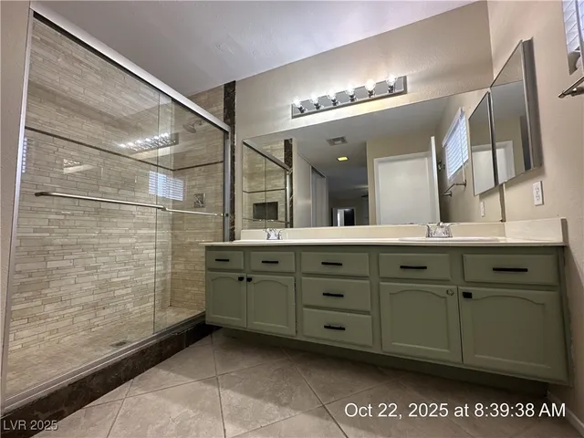 $2,437 | 2341 Moorpark Way, Henderson, NV 89014