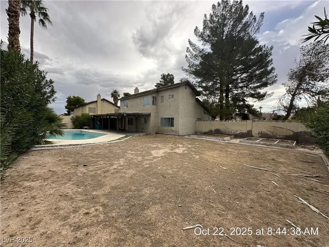 $2,437 | 2341 Moorpark Way, Henderson, NV 89014