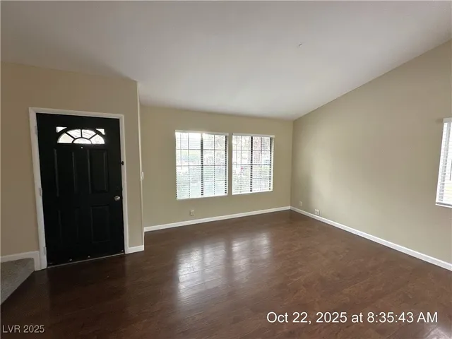 $2,437 | 2341 Moorpark Way, Henderson, NV 89014