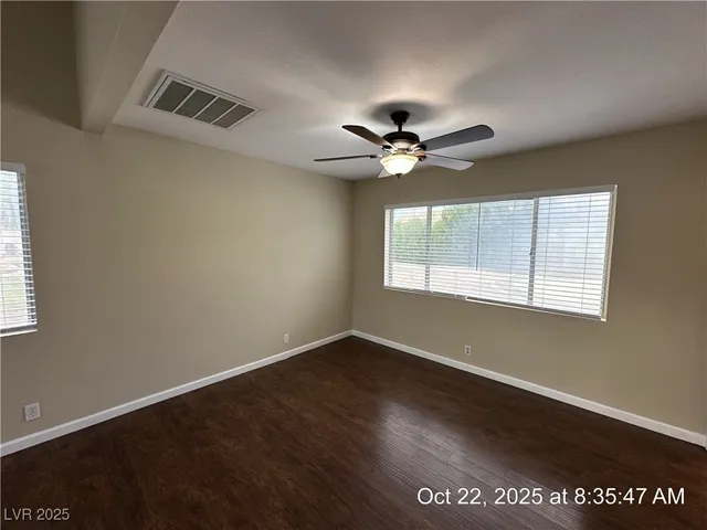 $2,437 | 2341 Moorpark Way, Henderson, NV 89014