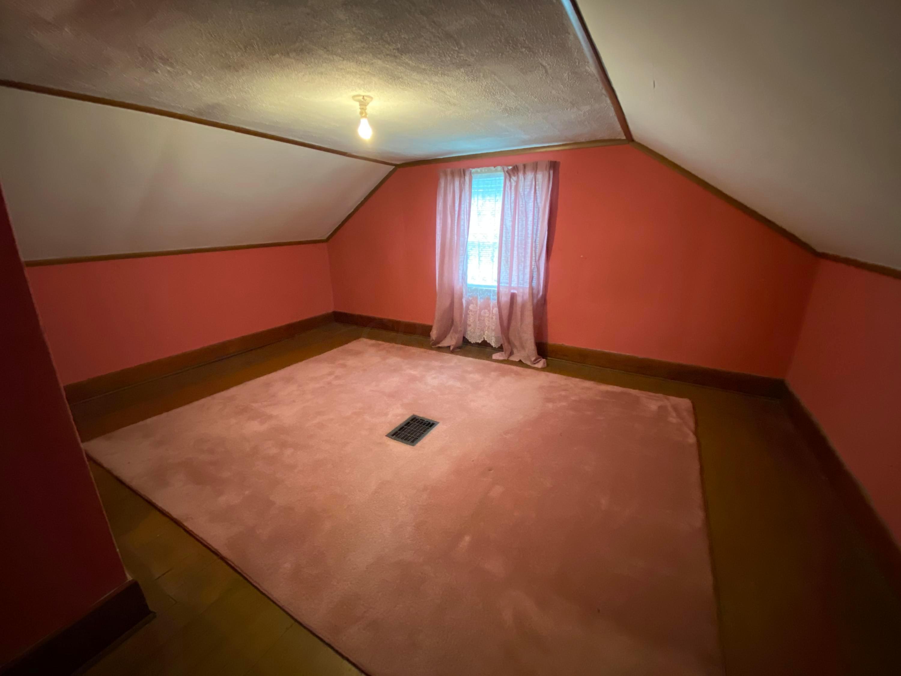 4813 Grebus Road Columbus, OH 43207 - Photo 12 of 27 Gallery Image 12