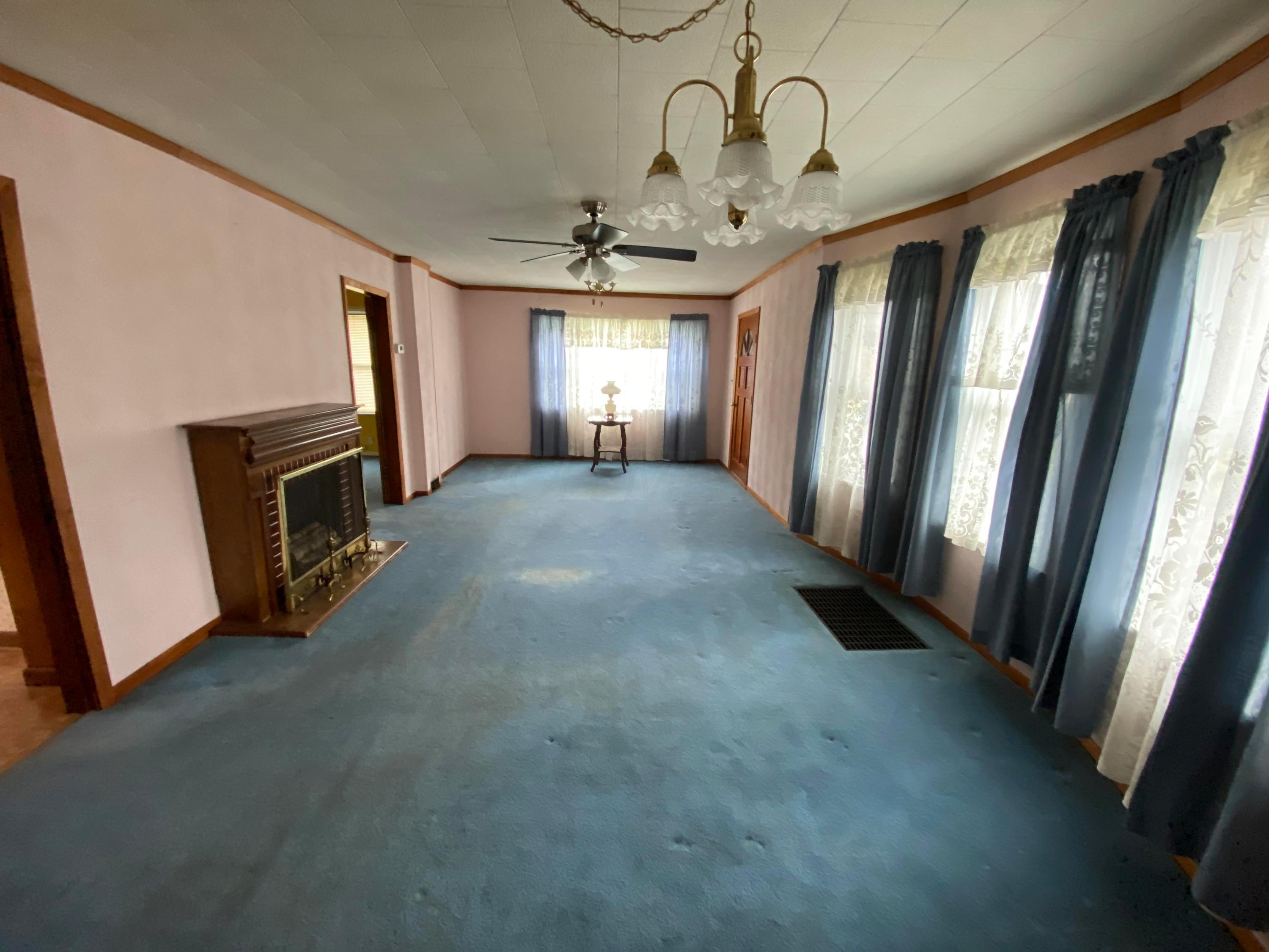 4813 Grebus Road Columbus, OH 43207 - Photo 4 of 27 Gallery Image 4