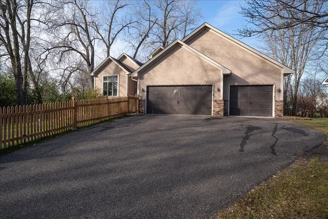 $675,000 | 7087 Wellington Lane North, Maple Grove, MN 55369
