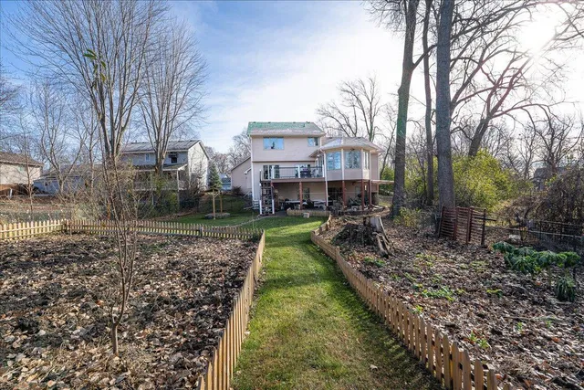 $675,000 | 7087 Wellington Lane North, Maple Grove, MN 55369