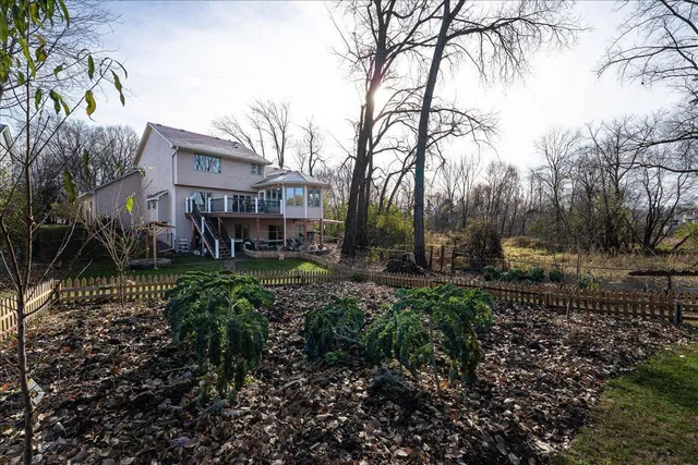 $675,000 | 7087 Wellington Lane North, Maple Grove, MN 55369