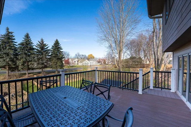 $675,000 | 7087 Wellington Lane North, Maple Grove, MN 55369