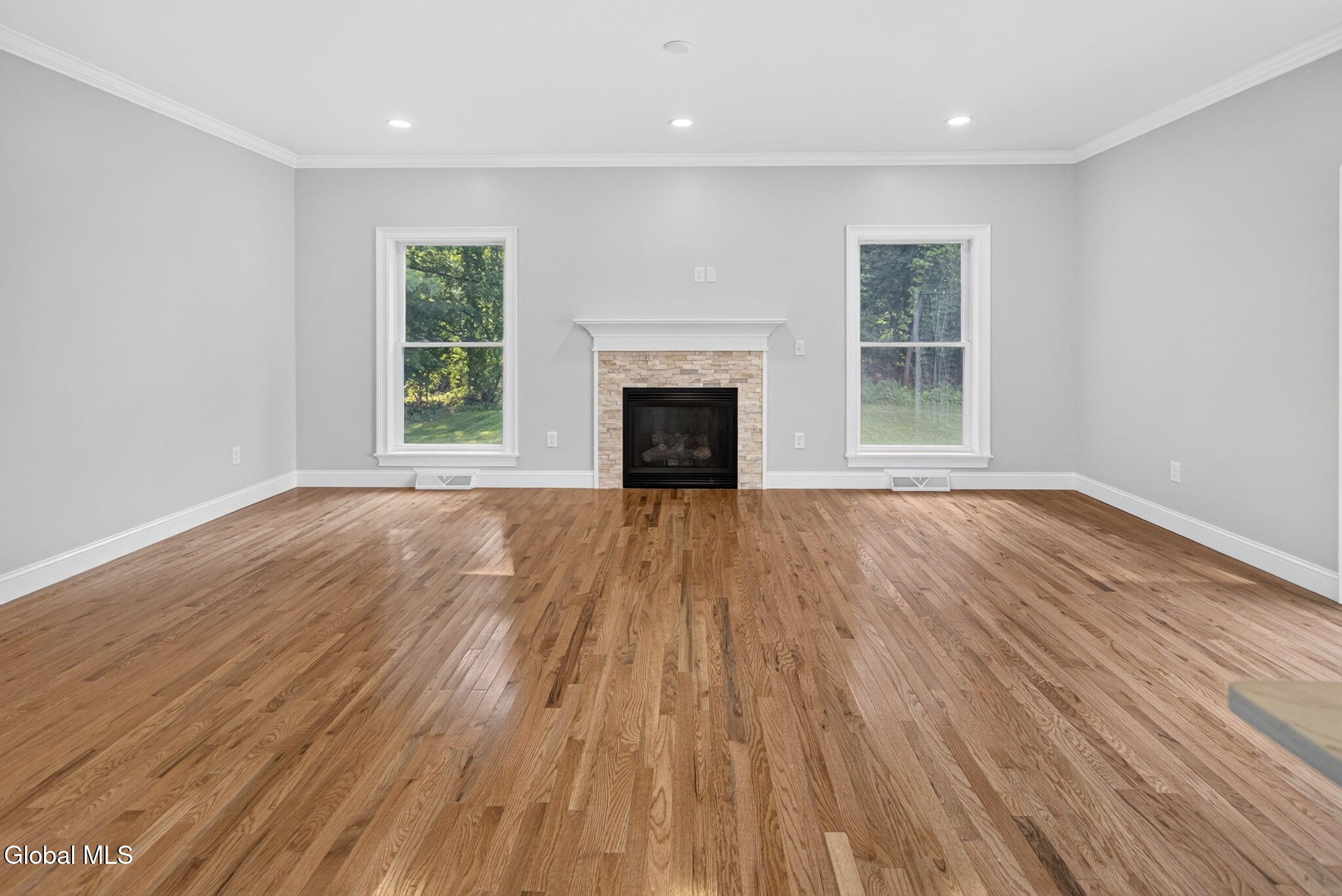758 Hudson River Road Halfmoon, NY 12118 - Photo 11 of 41 Interior 09
