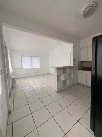 $1,250 | Central North Miami, North Miami, FL 33161