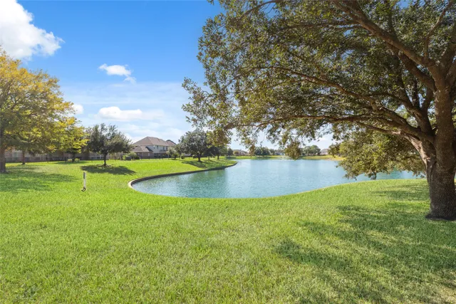 $589,000 | 15106 Oldtown Bridge Court, Sugar Land, TX 77498