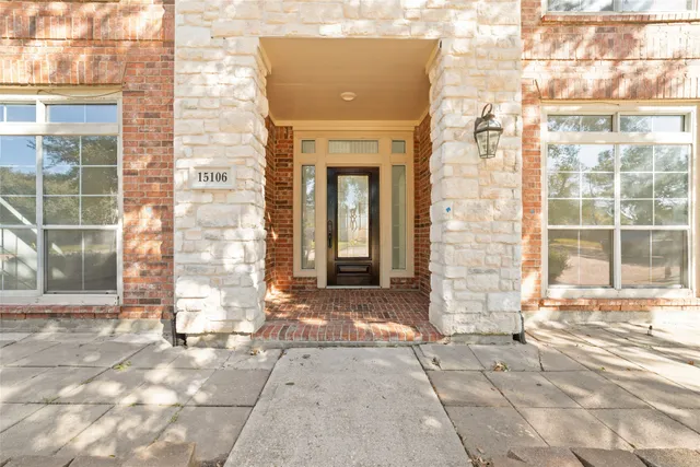 $589,000 | 15106 Oldtown Bridge Court, Sugar Land, TX 77498