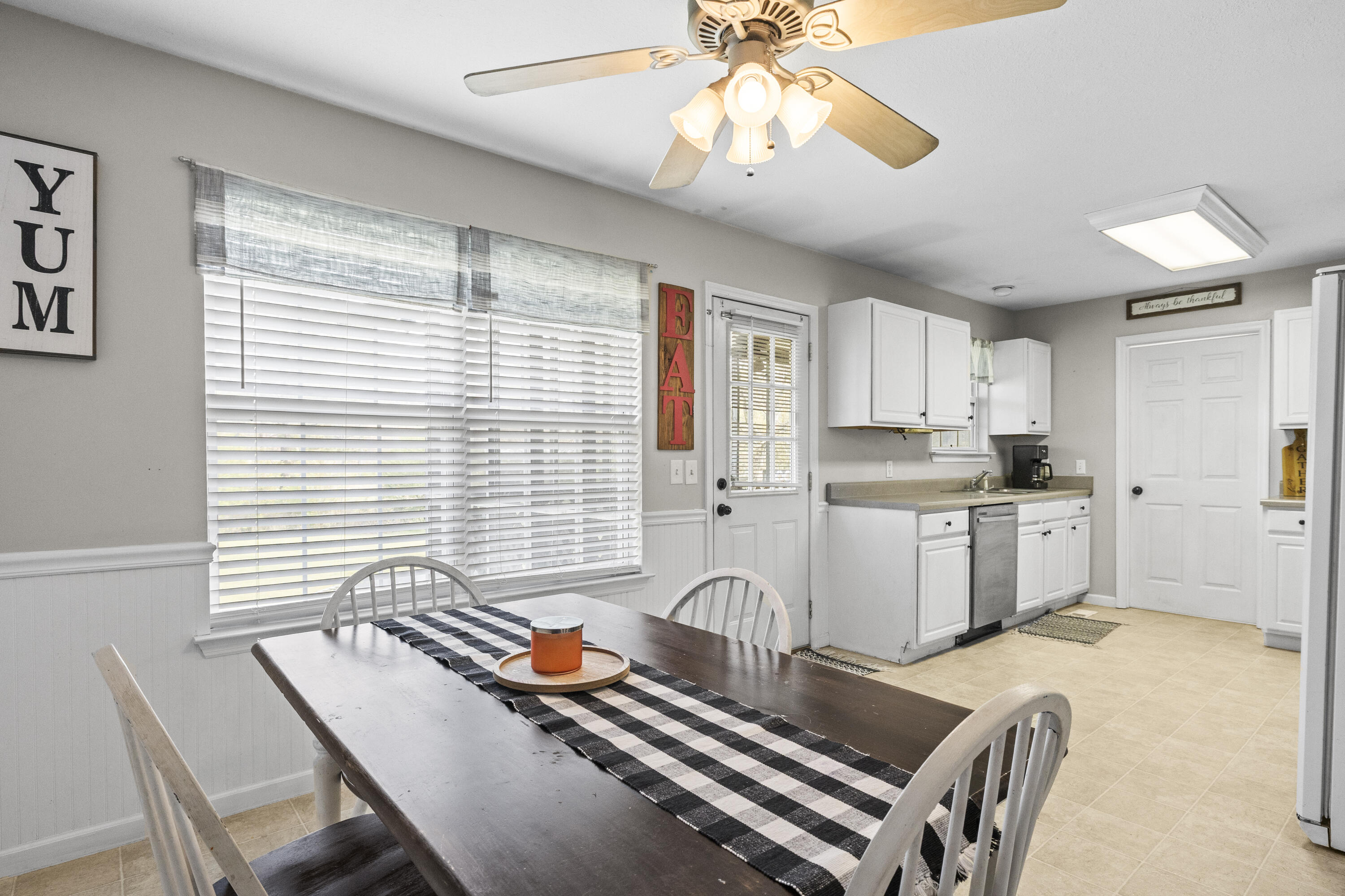 263 Childress Hollow Road Chickamauga, GA 30707 - Photo 6 of 23 IMG_0318