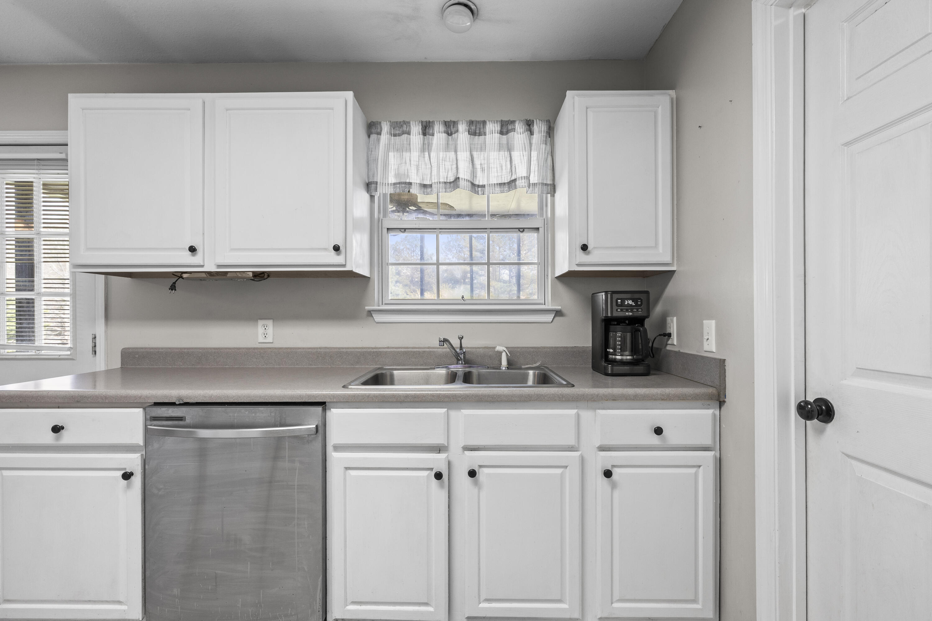 263 Childress Hollow Road Chickamauga, GA 30707 - Photo 9 of 23 IMG_0327