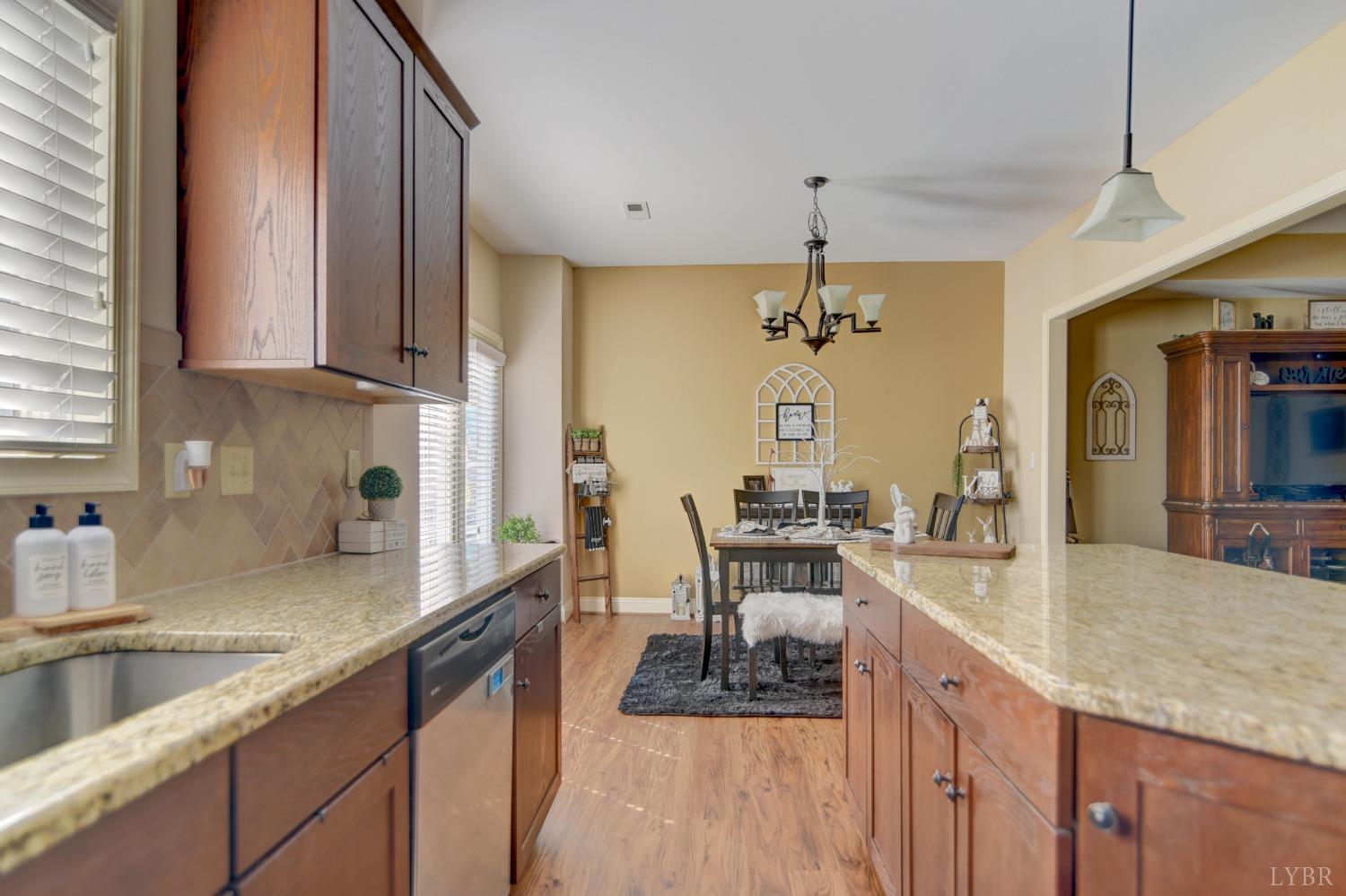 1040 Commonwealth Circle Forest, VA 24551 - Photo 17 of 35